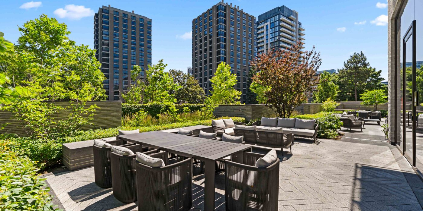 2Fifteen_EXT_Amenity_GroundTerrace5_Jul2026