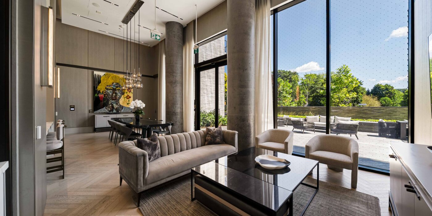 2Fifteen_INT_Amenity_PartyRoom1_Jul2026