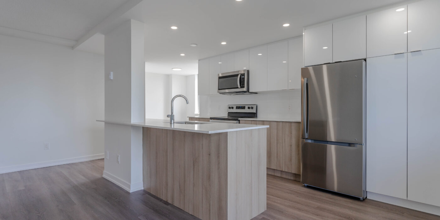 20Stonehill_INT_Model_#802_Kitchen_Sept2022
