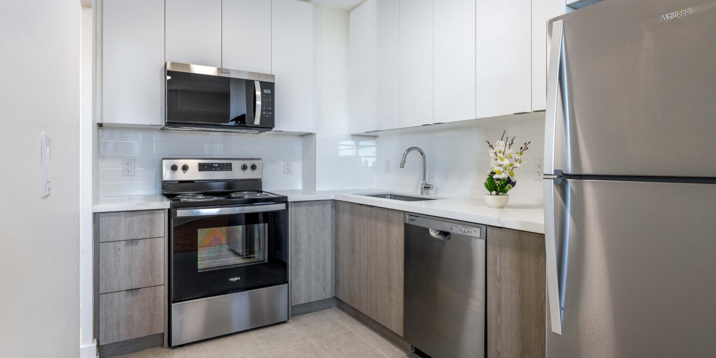 90Eastdale_INT_Model_2Bed_Kitchen_Oct2025