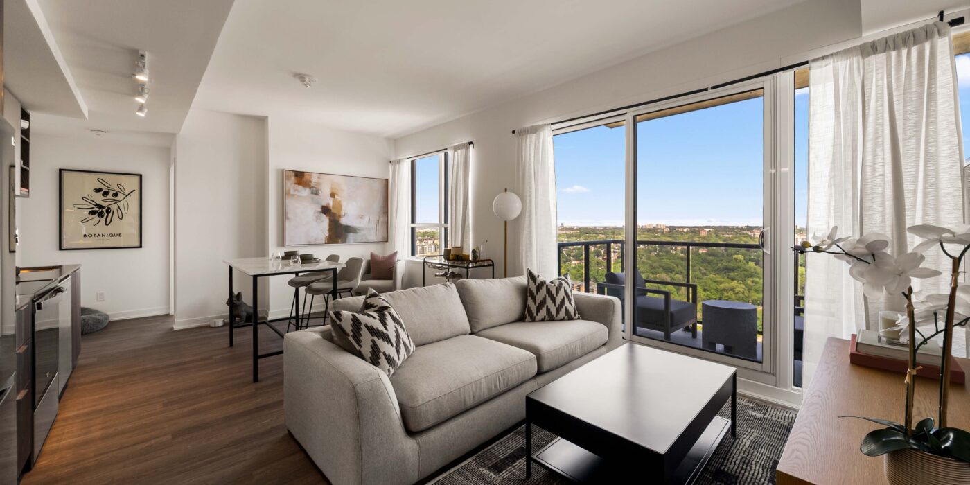 BelaSquare_INT_Model_Orchid#2803_LivingRoom4_Jul2026